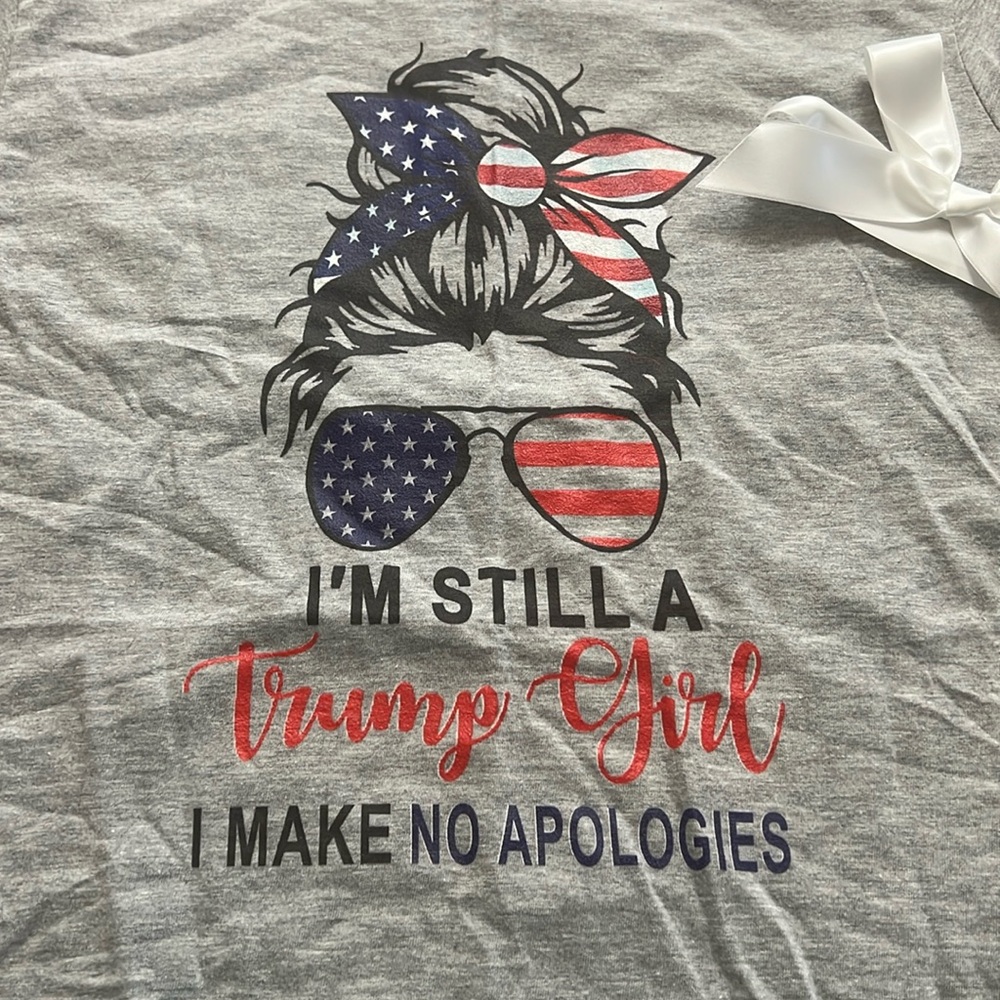NWT Trump Shirt